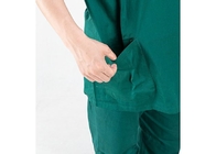 अस्पताल का उपयोग मेडिकल सर्जिकल स्क्रब सूट छोटी आस्तीन 100% कपास वी गर्दन