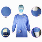 अभेद्य डिस्पोजेबल सर्जिकल गाउन एसएमएस सुरक्षात्मक वस्त्र बुना हुआ कफ आस्तीन मानक
